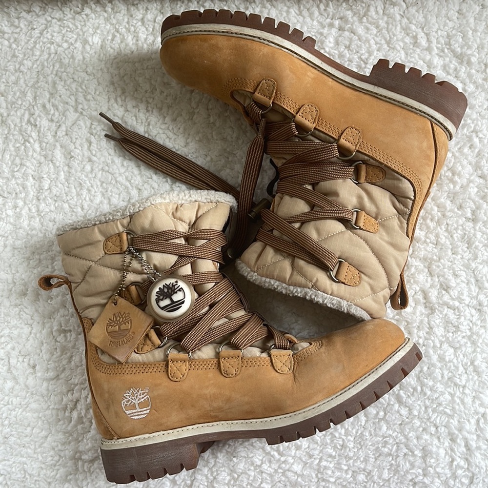Timberland Boots - Picture 3 of 8